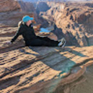 Meet your Posher, Laura